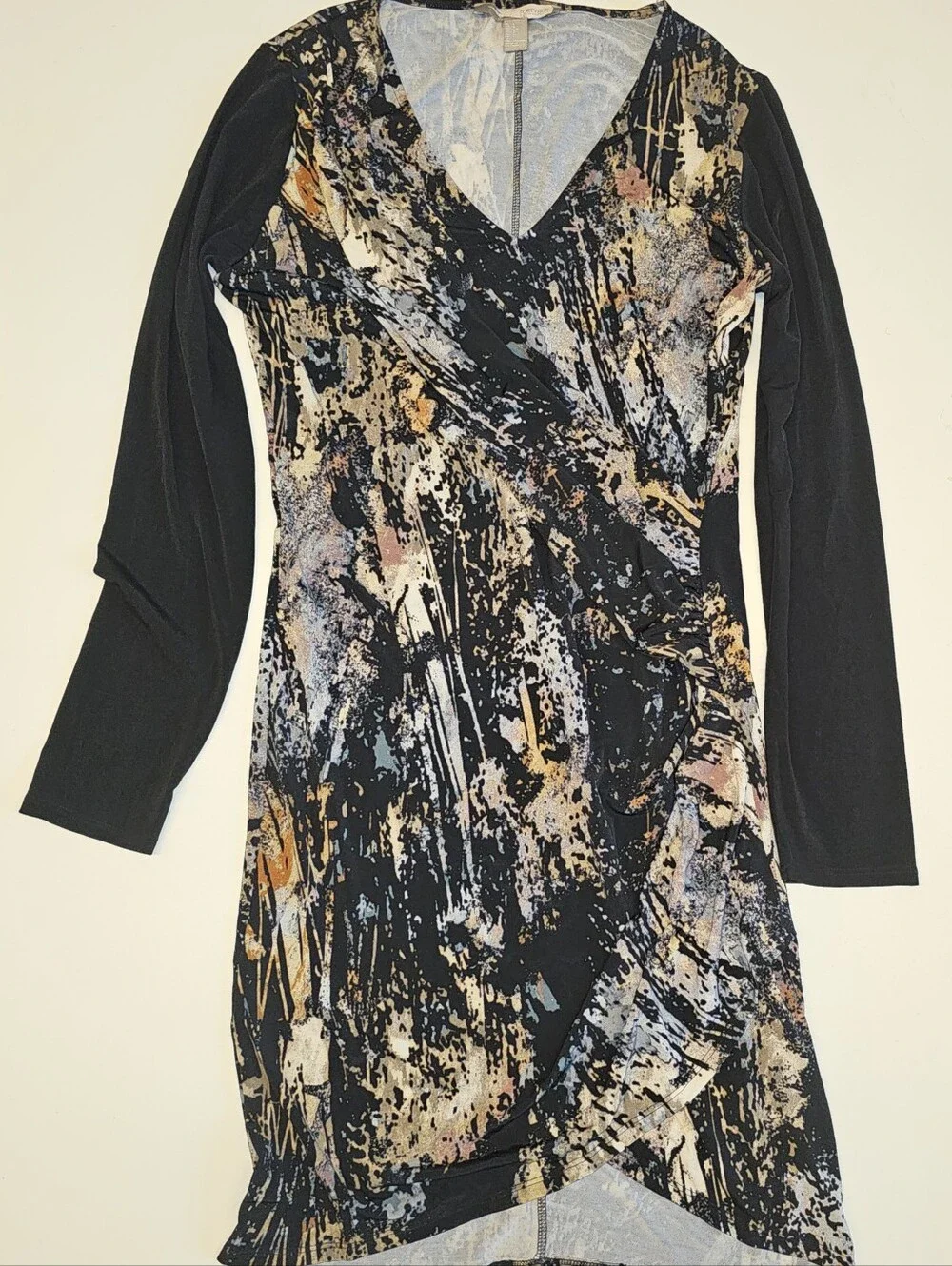 EUC | L | Forever 21 Contemporary | Abstract Print Long Sleeve Wrap Midi Dress